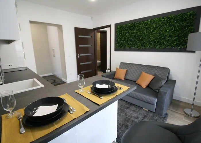 True Gem At The Airport By Newave Apartament Budapeszt