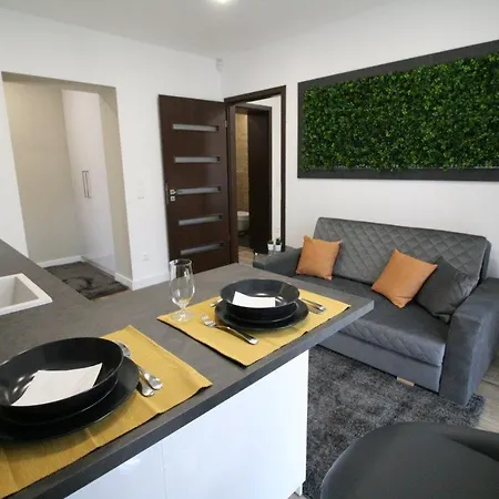 True Gem At The Airport By Newave Apartment Budapest