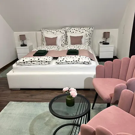 Apartment True Gem At The Airport By Nw Budapest