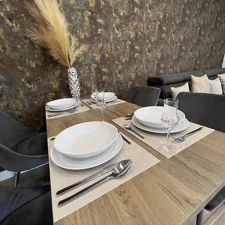 Apartment True Gem At The Airport By Nw Budapest